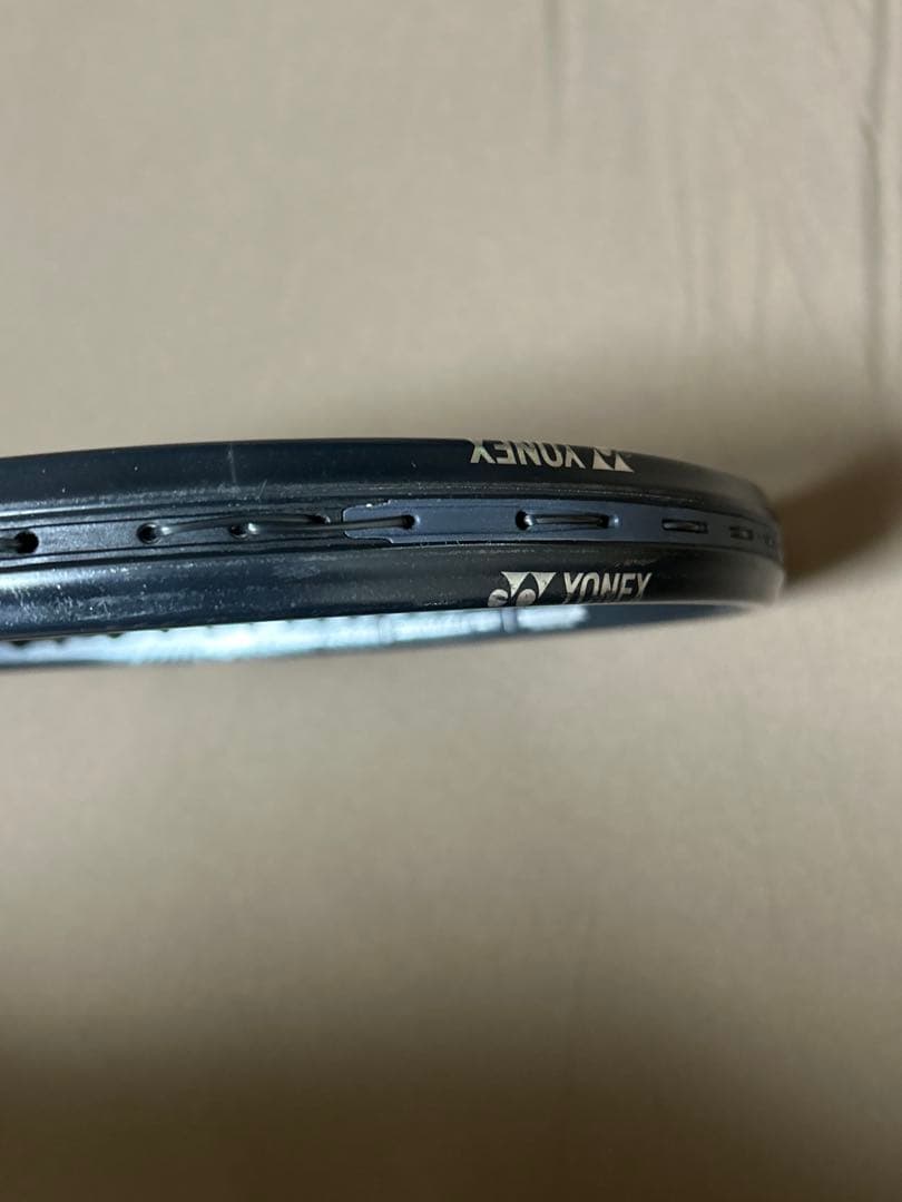 ヨネックス　　ラケット　ボルトレイジ8s