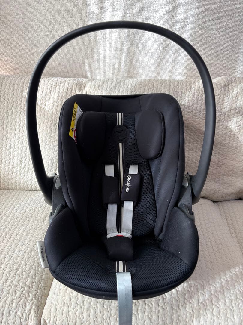 2024Cybex クラウドG i-Size チャイルドシート　アダプター付き