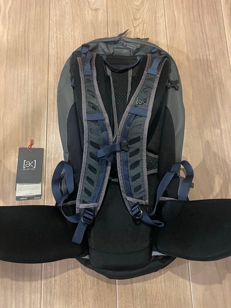ak BURTON バックカントリー用ザック
