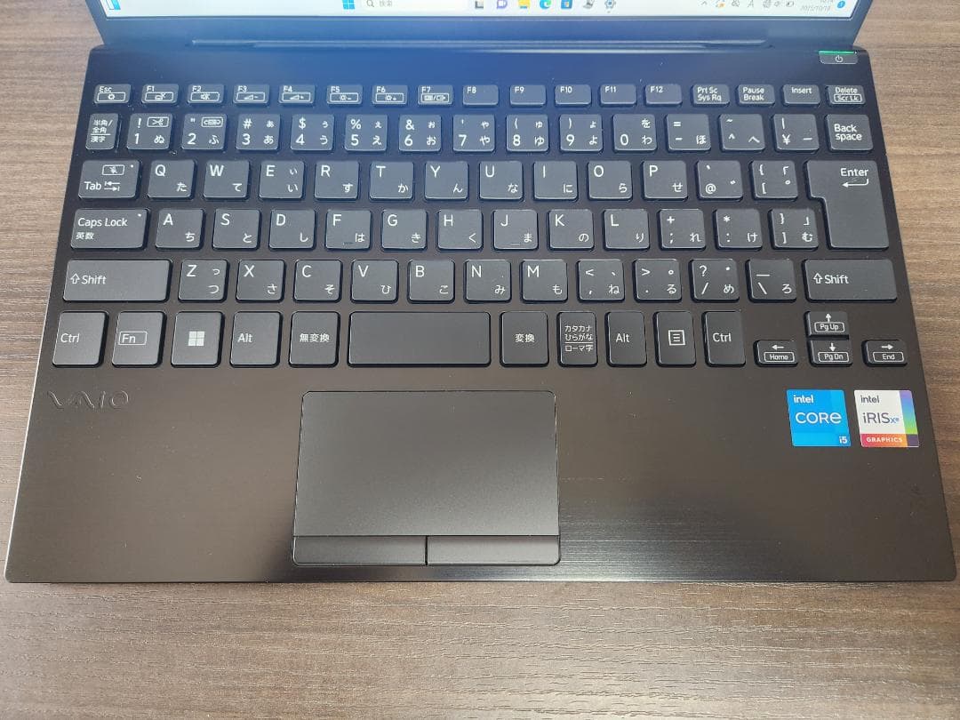 使用少美品 VAIO SX12 i5-1340P 16GB LTE Office