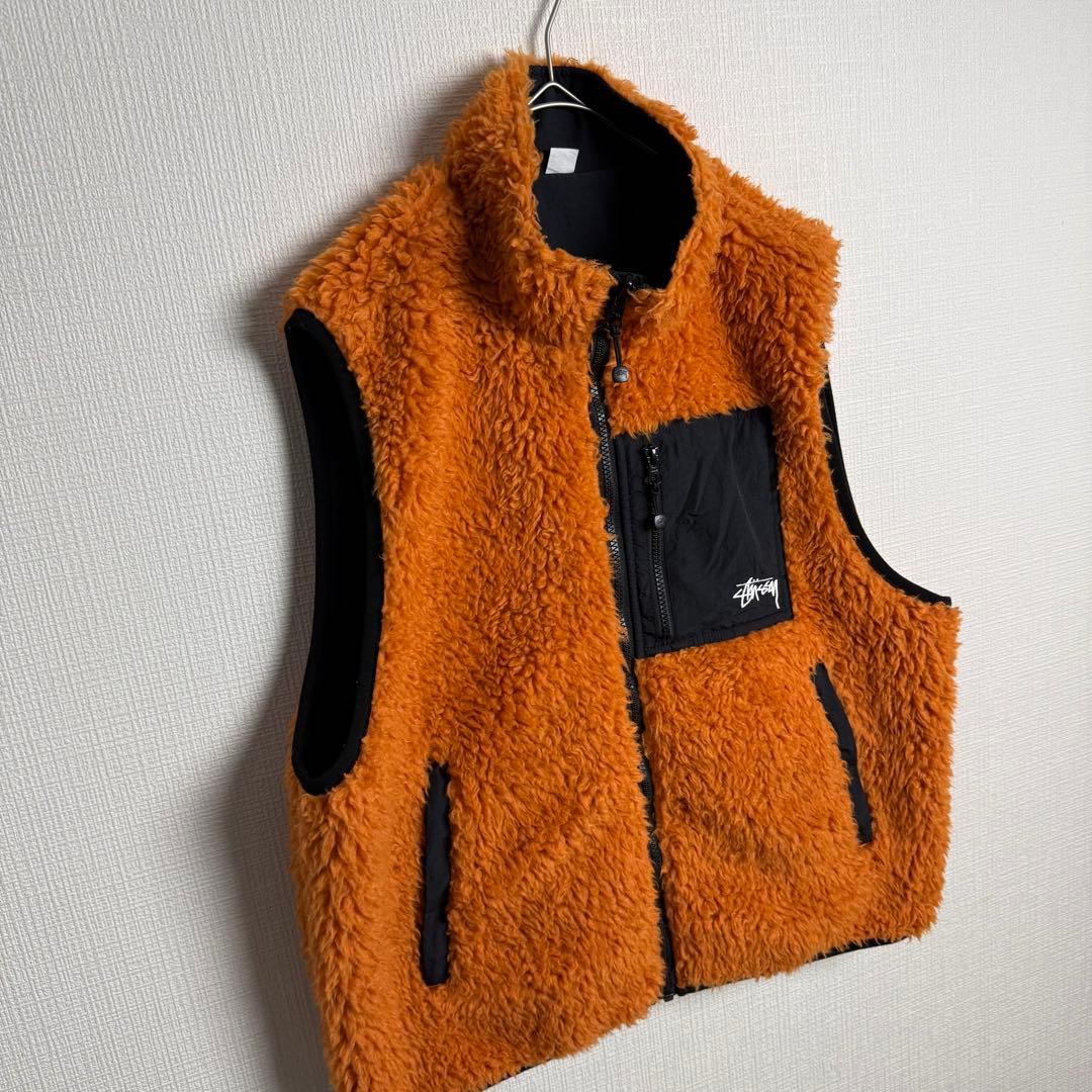 522 STUSSY リバーシブルボアベスト 橙×黒 フリース ストリート 映え