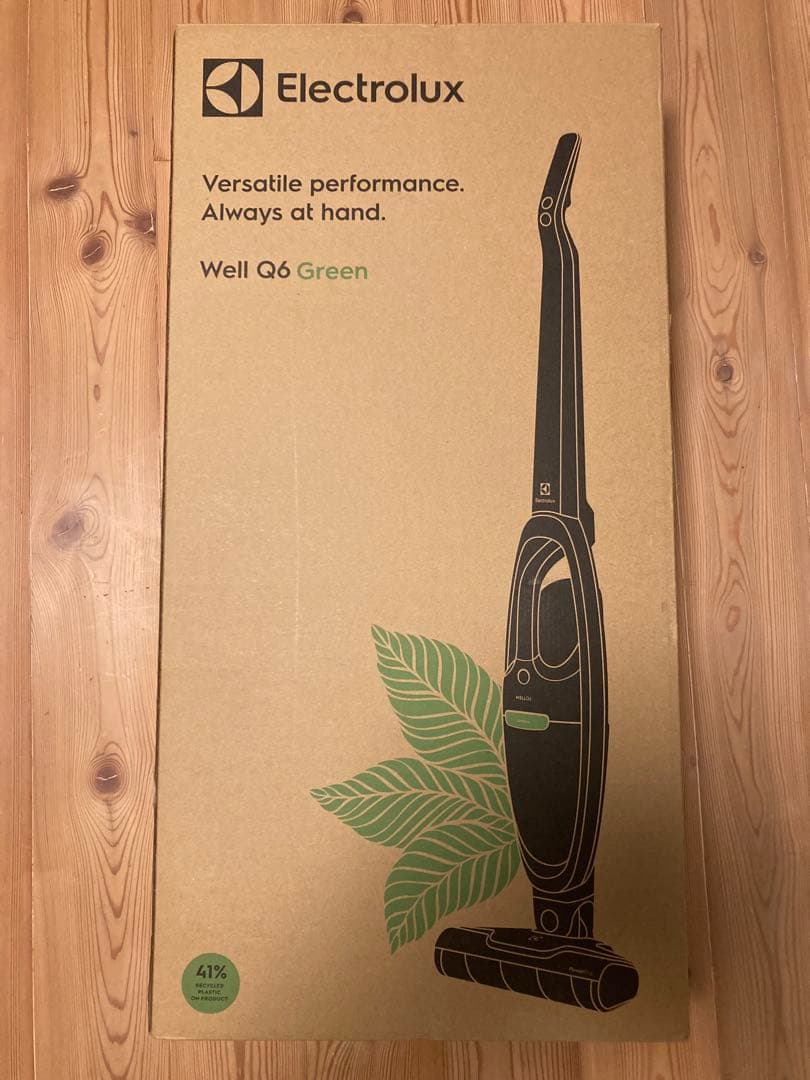 新品未使用品！　Electroluxエレクトロラックス 自立式 コードレス掃除機