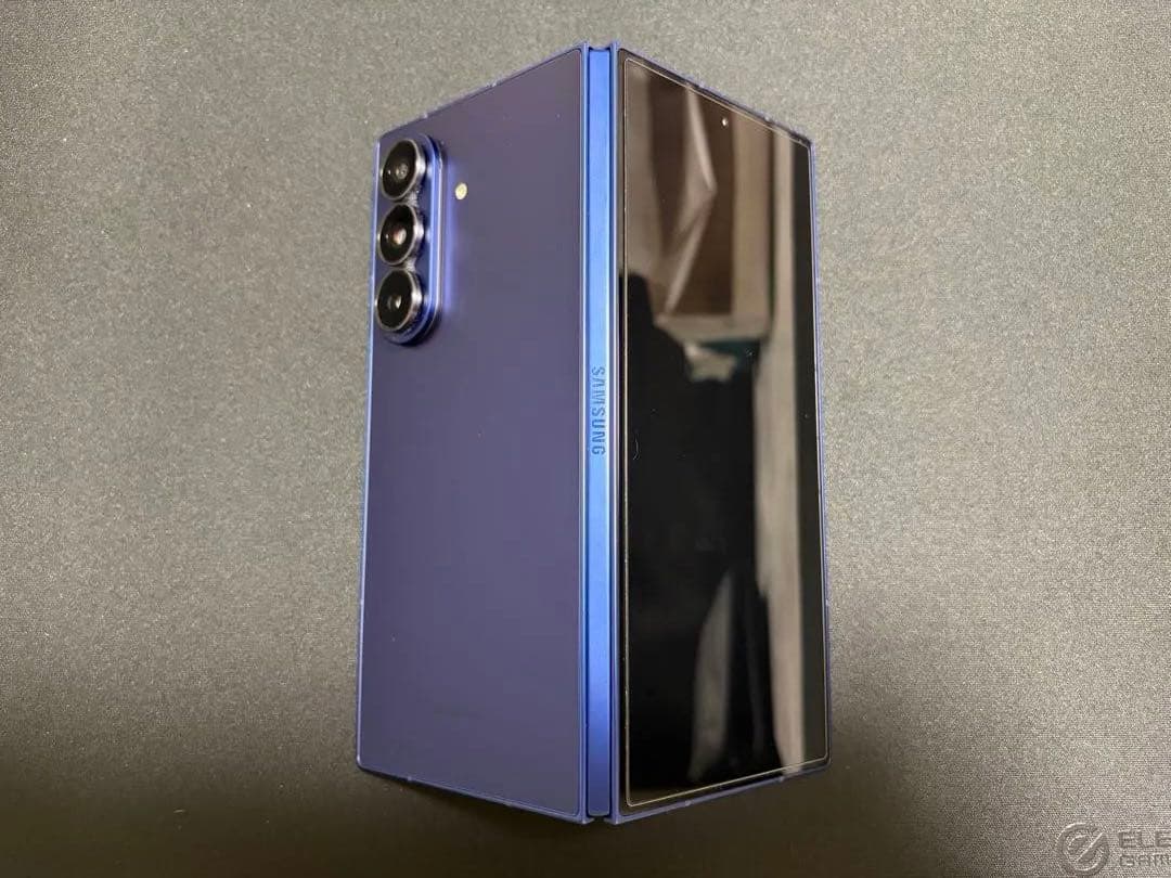 【国内版】Galaxy Z Fold 7 ブルーシャドウ 256GB本体