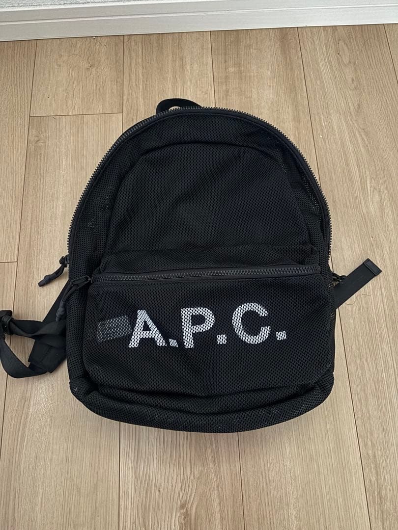 86k7-papa　A.P.C. メッシュバックパック