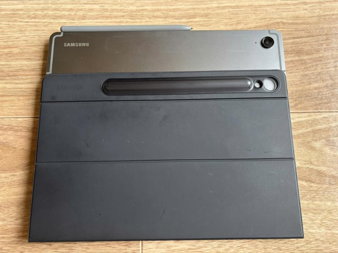 Galaxy Tab S9 FE + キーボード付き タブレットカバー