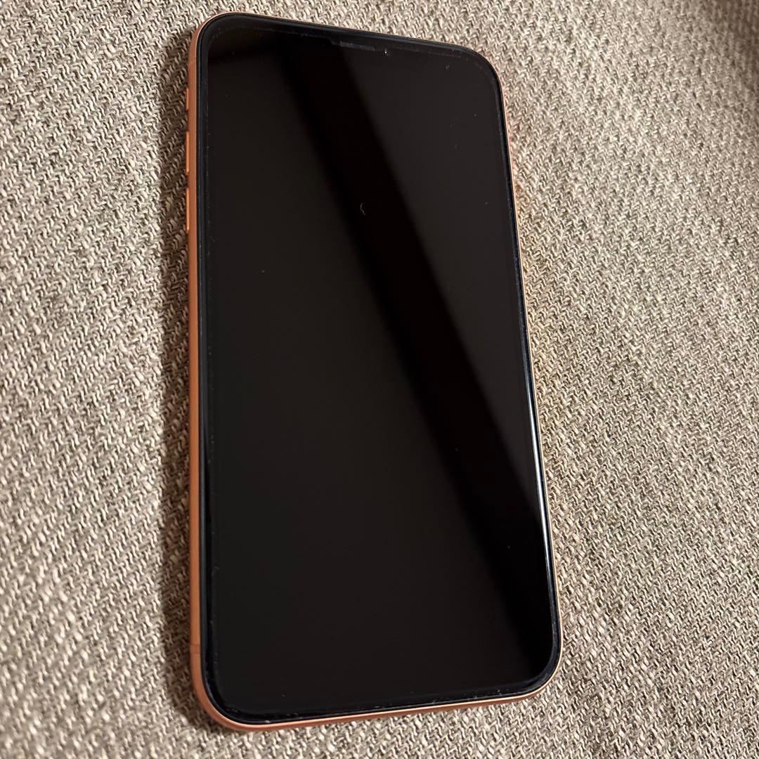 iPhone XR 本体 64GB