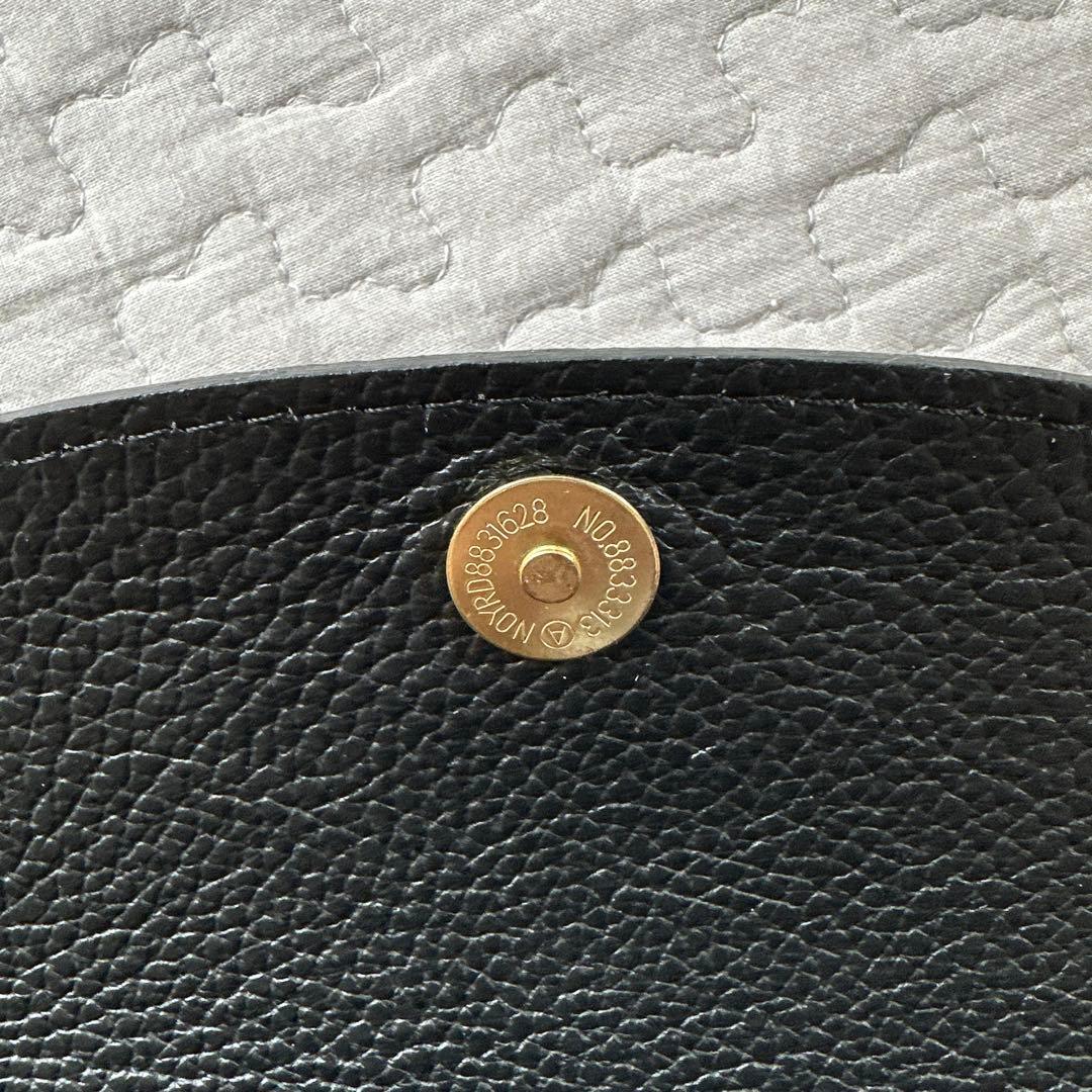 に*郎様 ブラックショルダーバッグ