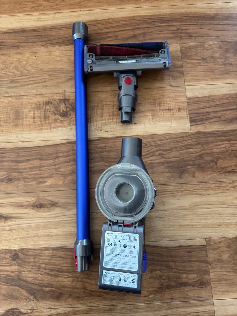 Dyson V6 SV11 掃除機 本体 + 付属品