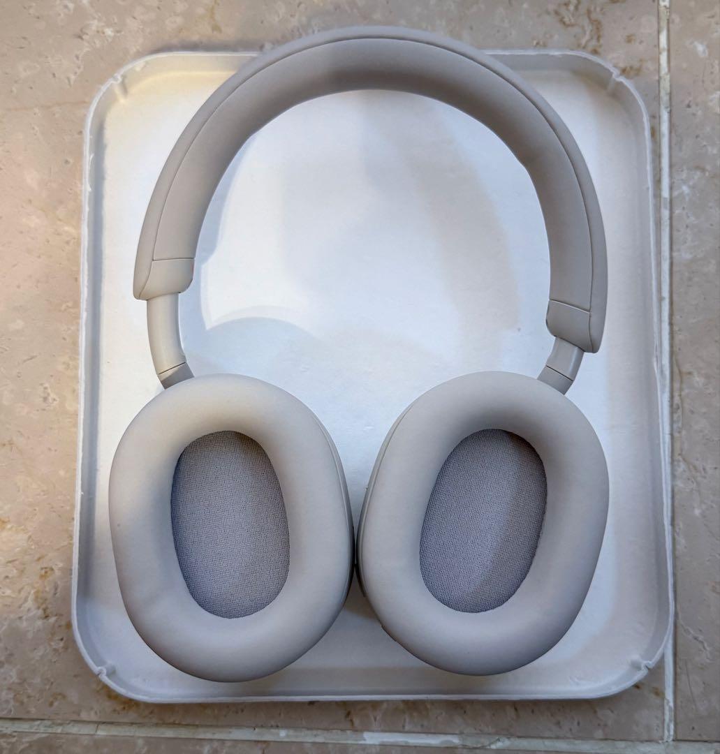 SONY WH-1000XM5 ヘッドホン　プラチナシルバー