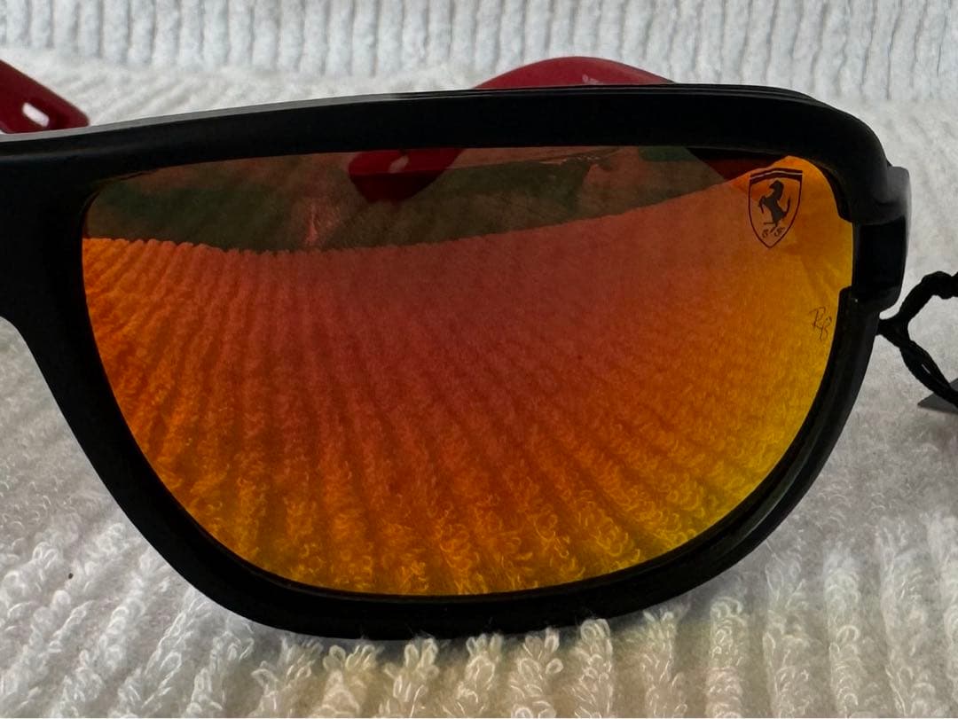 新品未使用⭐︎Ray-Ban⭐︎フェラーリ⭐︎サングラス⭐︎FERRARI⭐︎レイバン