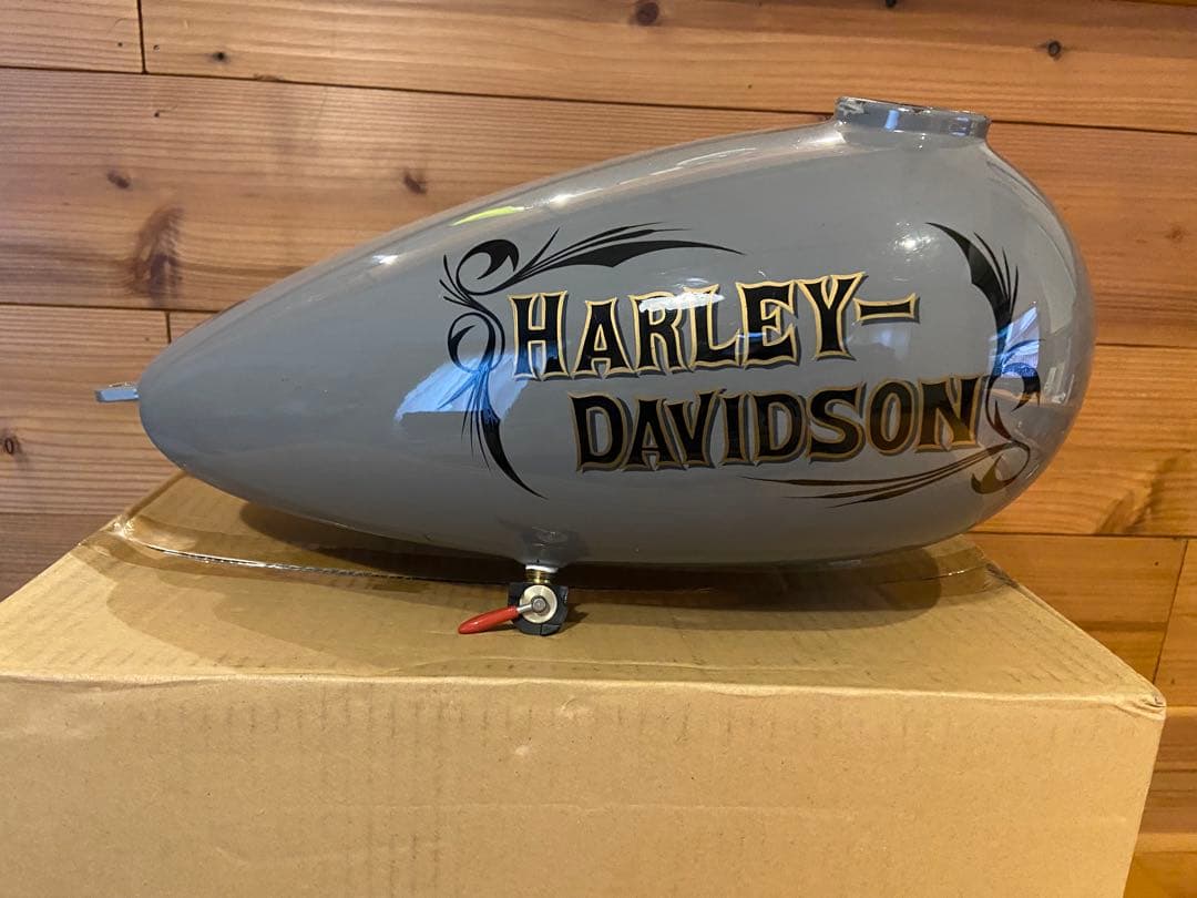 ダイナ　ハーレー　ピーナツタンク