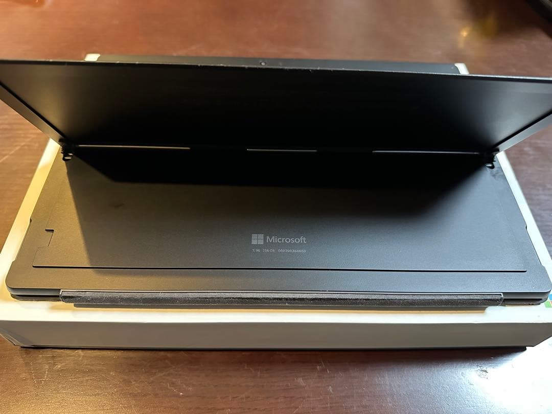 Microsoft Surface Pro ブラック 本体+キーボード