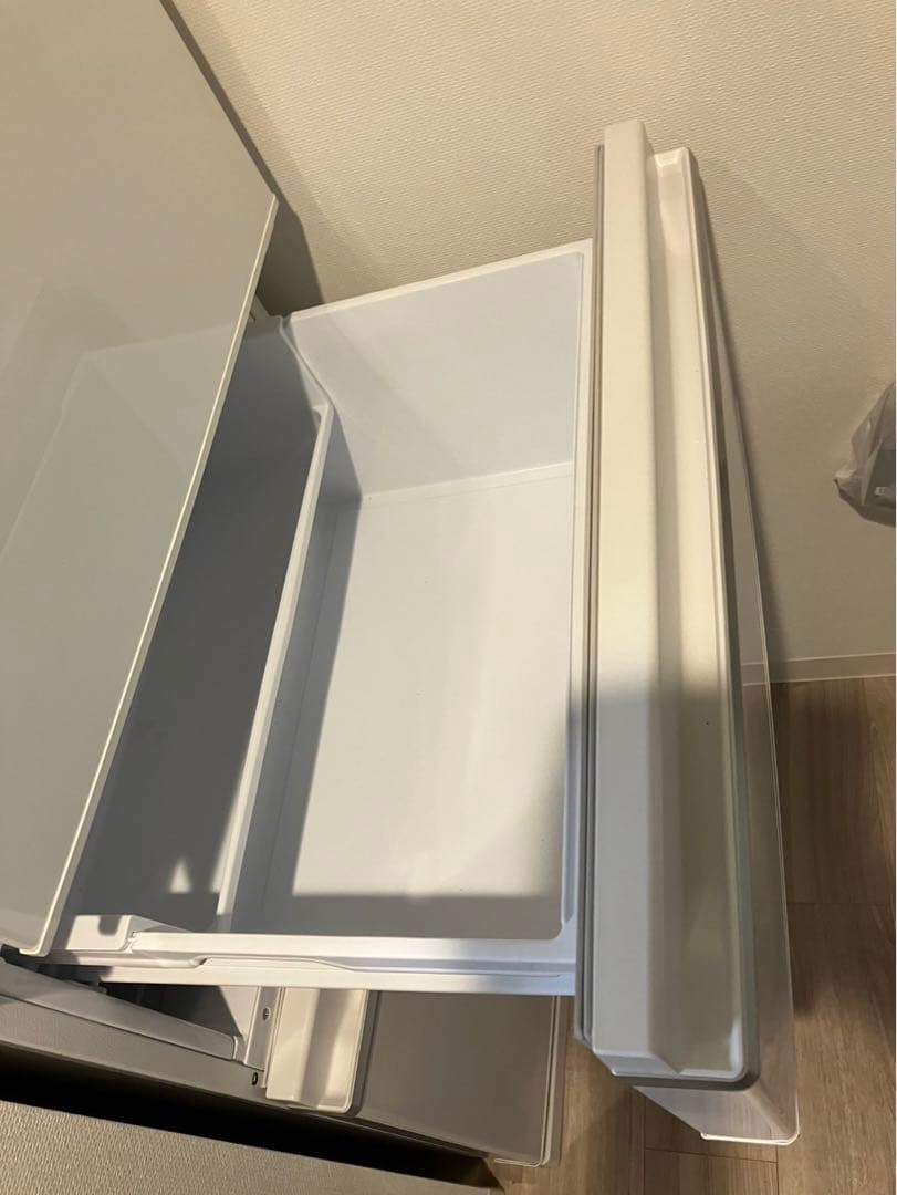 三菱ノンフロン冷凍冷蔵庫　MR-CX-33G-W美品！