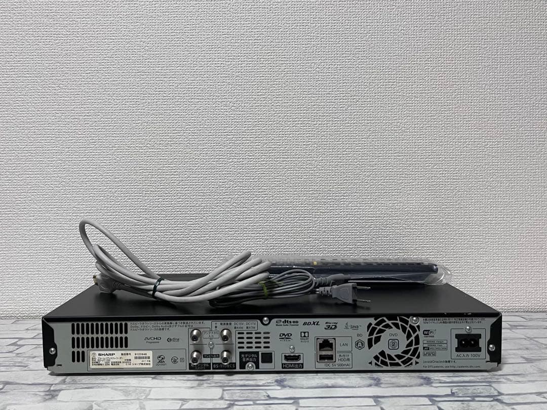 ULTRA HD 1TB 3番組録画　シャープBDレコーダー　BD-UT1100