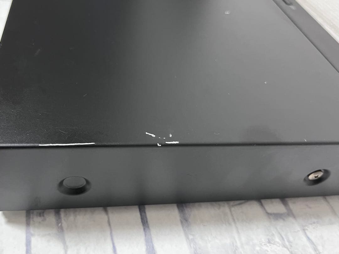 ULTRA HD 1TB 3番組録画　シャープBDレコーダー　BD-UT1100