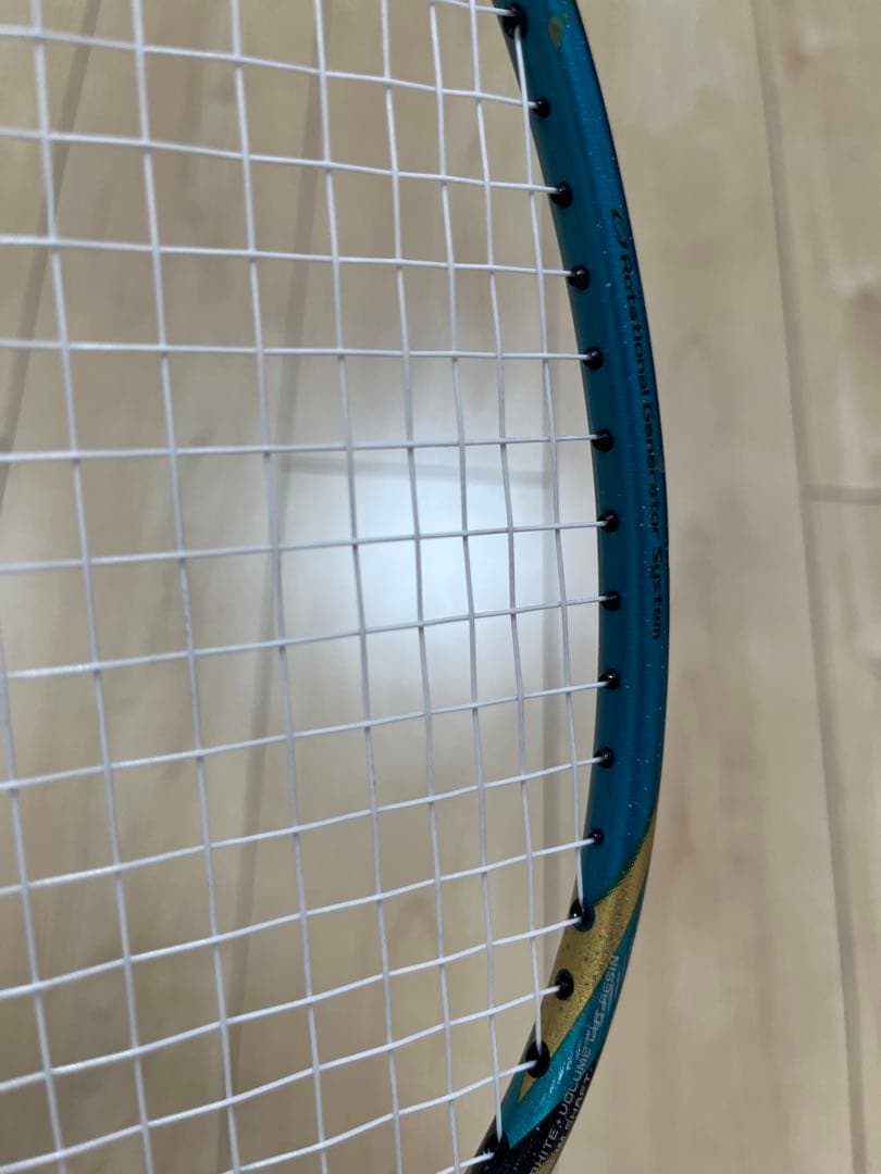 YONEX アストロクス88S Pro 4UG5