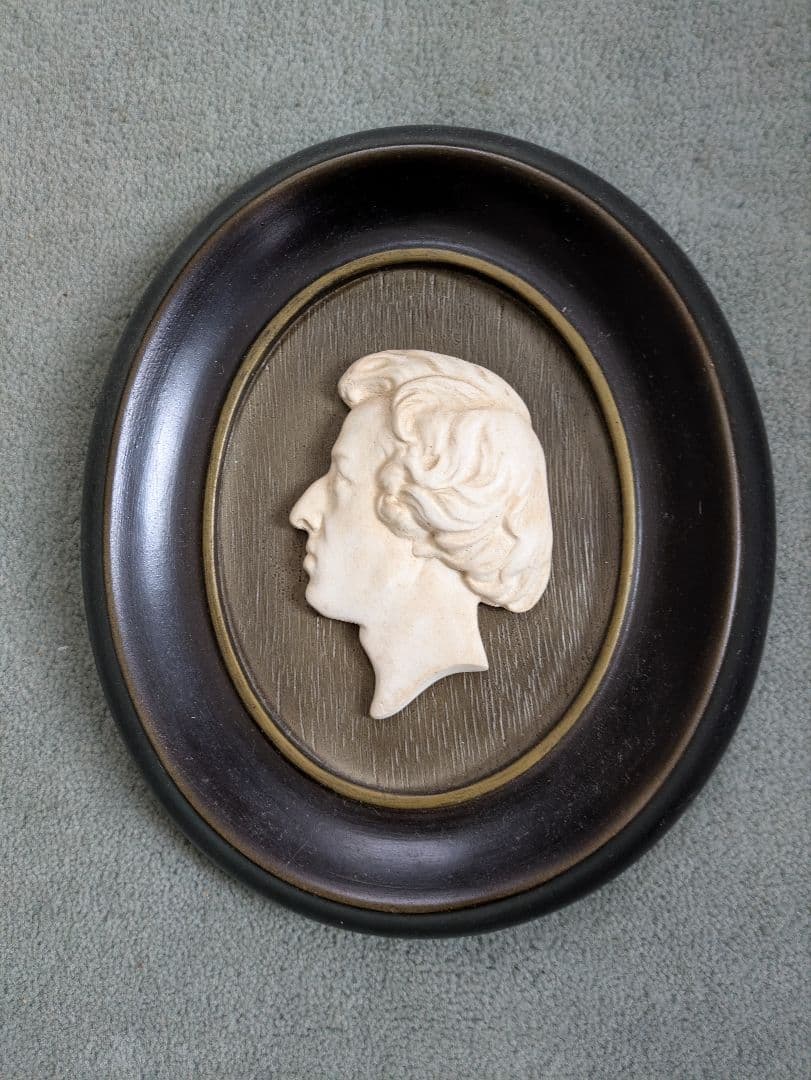 アンティーク　ショパンレリーフ楕円形フレーム