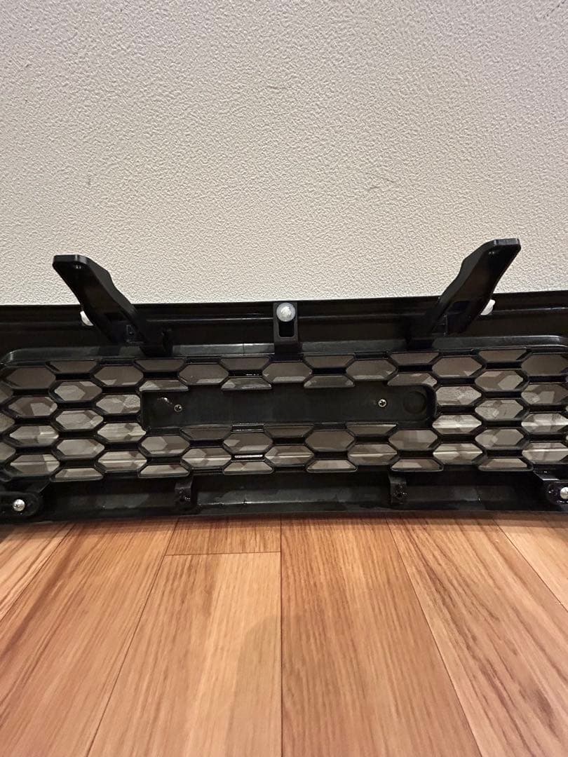 ★超美品★ ジムニー/シエラ　SUZUKI純正オプショングリル★