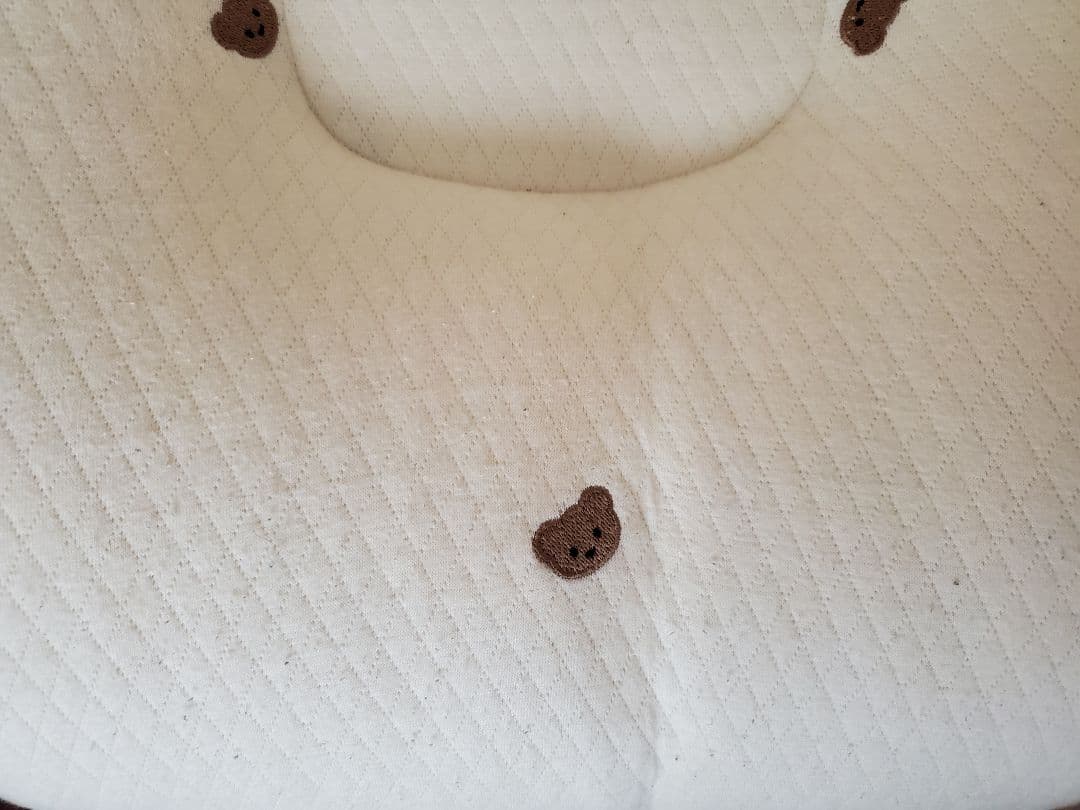 ロトトクッション　くま柄　チェリー柄