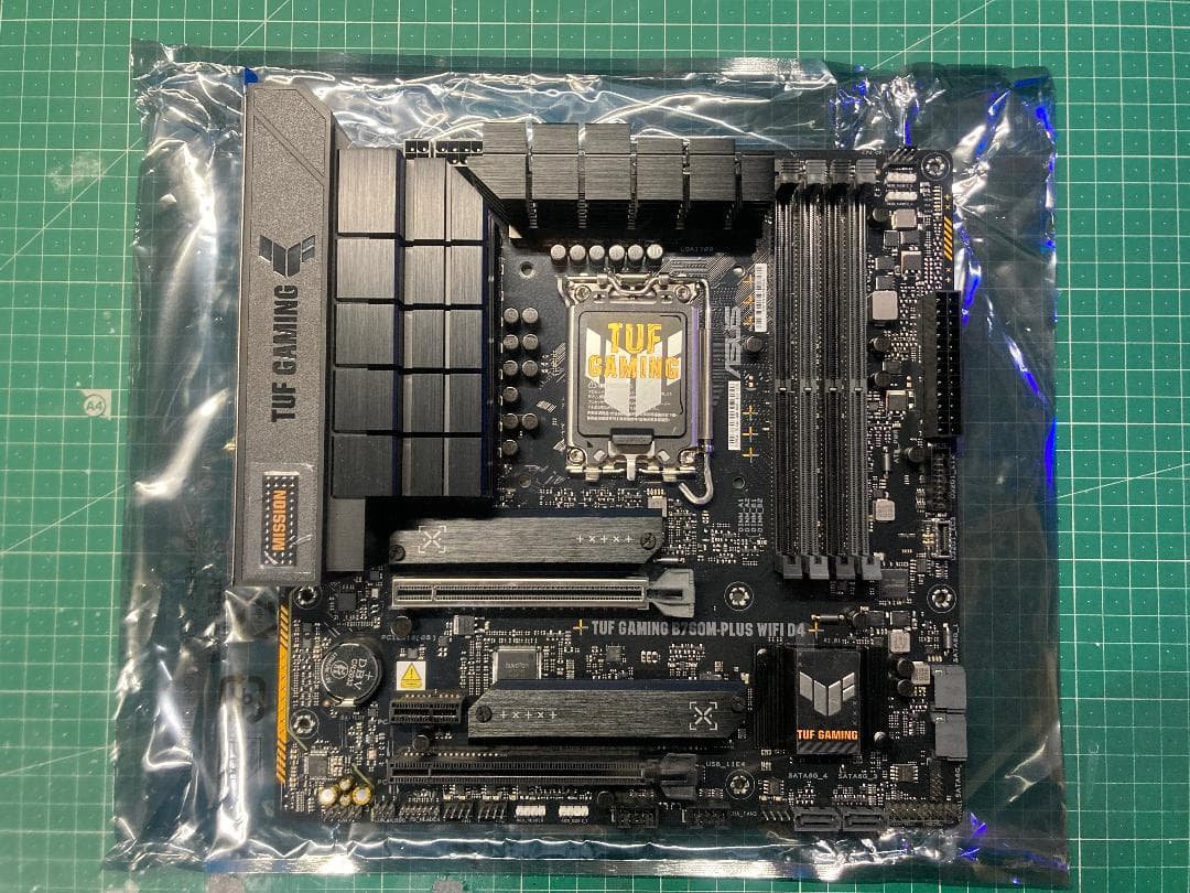 マザーボード ASUS TUF GAMING B760M-PLUS WIFI D4 DDR4