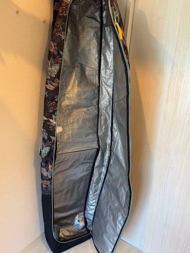 DAKINE スノーボードバッグ キャスター付き