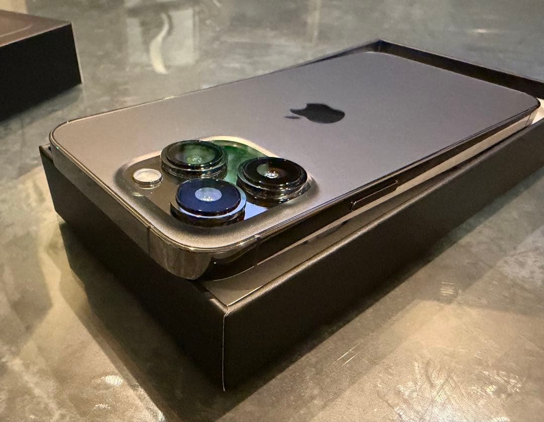 【新品未使用】バッテリー100％ iPhone 13Pro SIMフリー