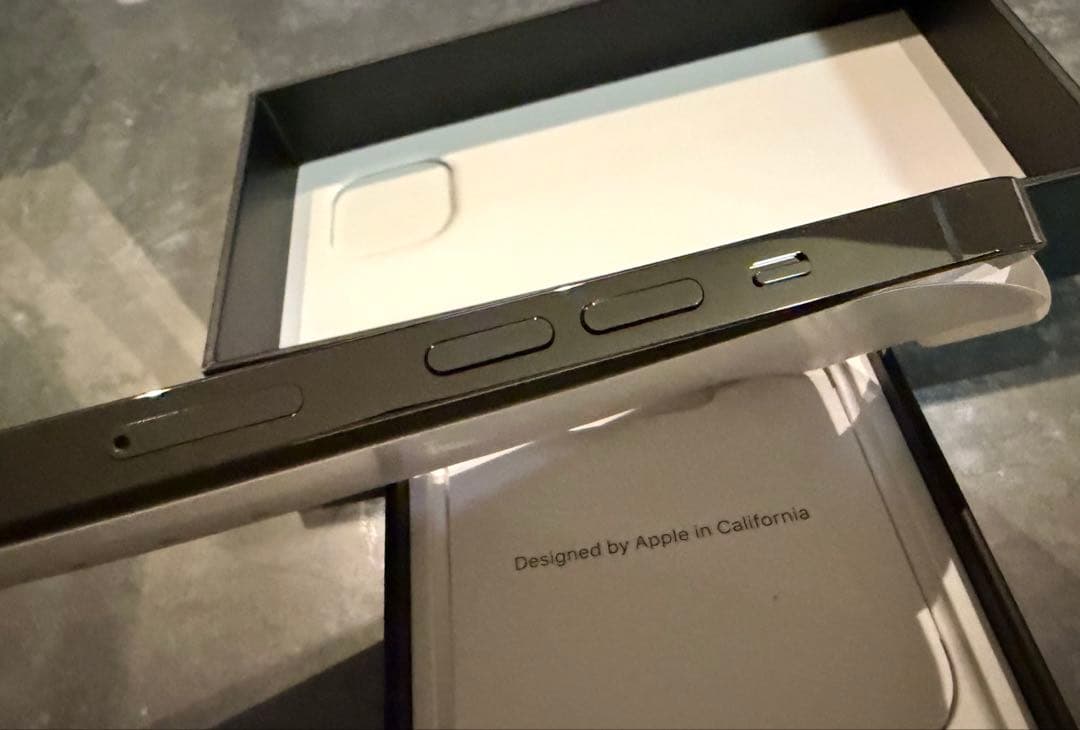 【新品未使用】バッテリー100％ iPhone 13Pro SIMフリー