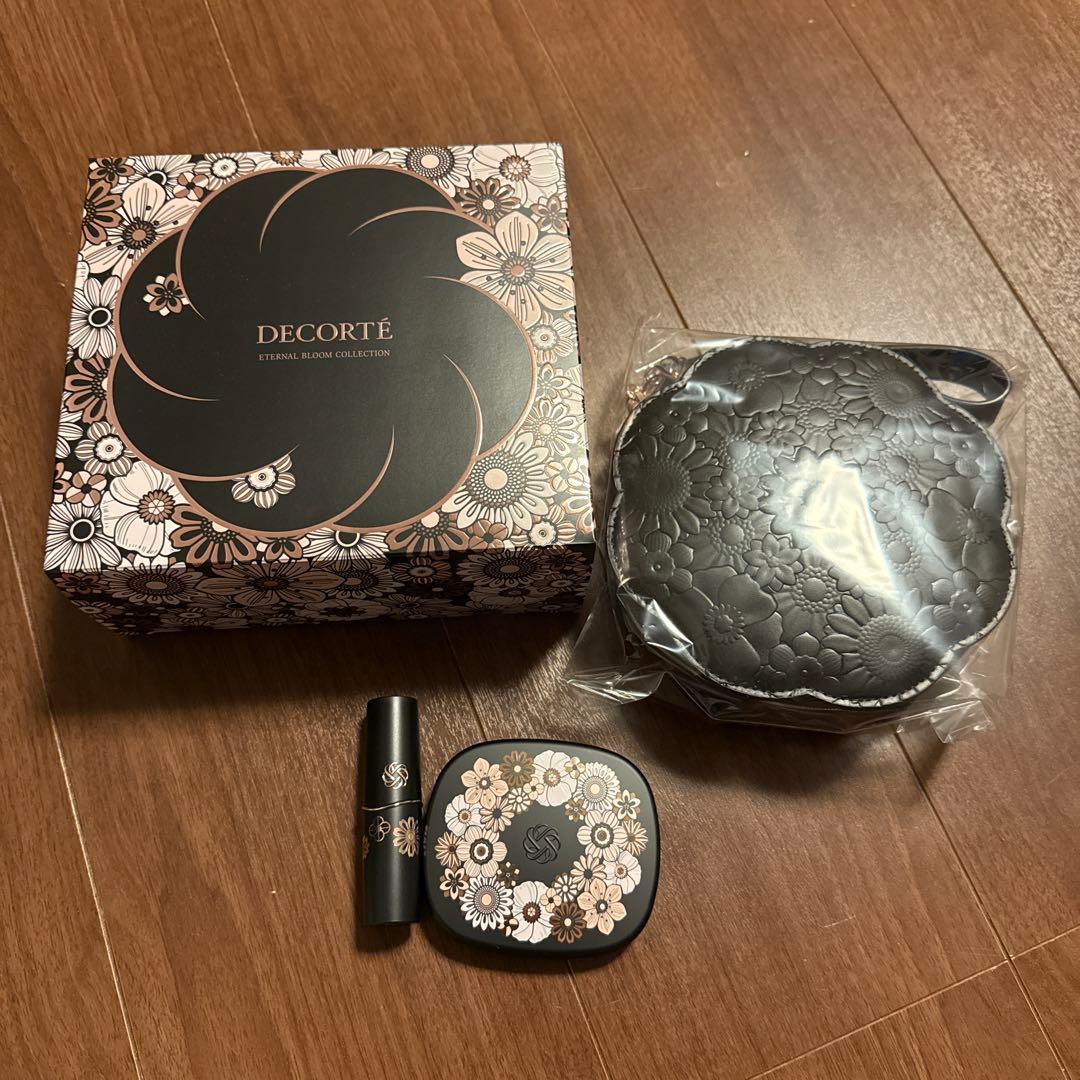 デコルテ　クリスマスコフレ