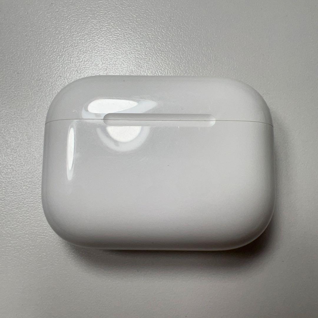 Apple AirPods Pro 第3世代 充電ケース A3122 56