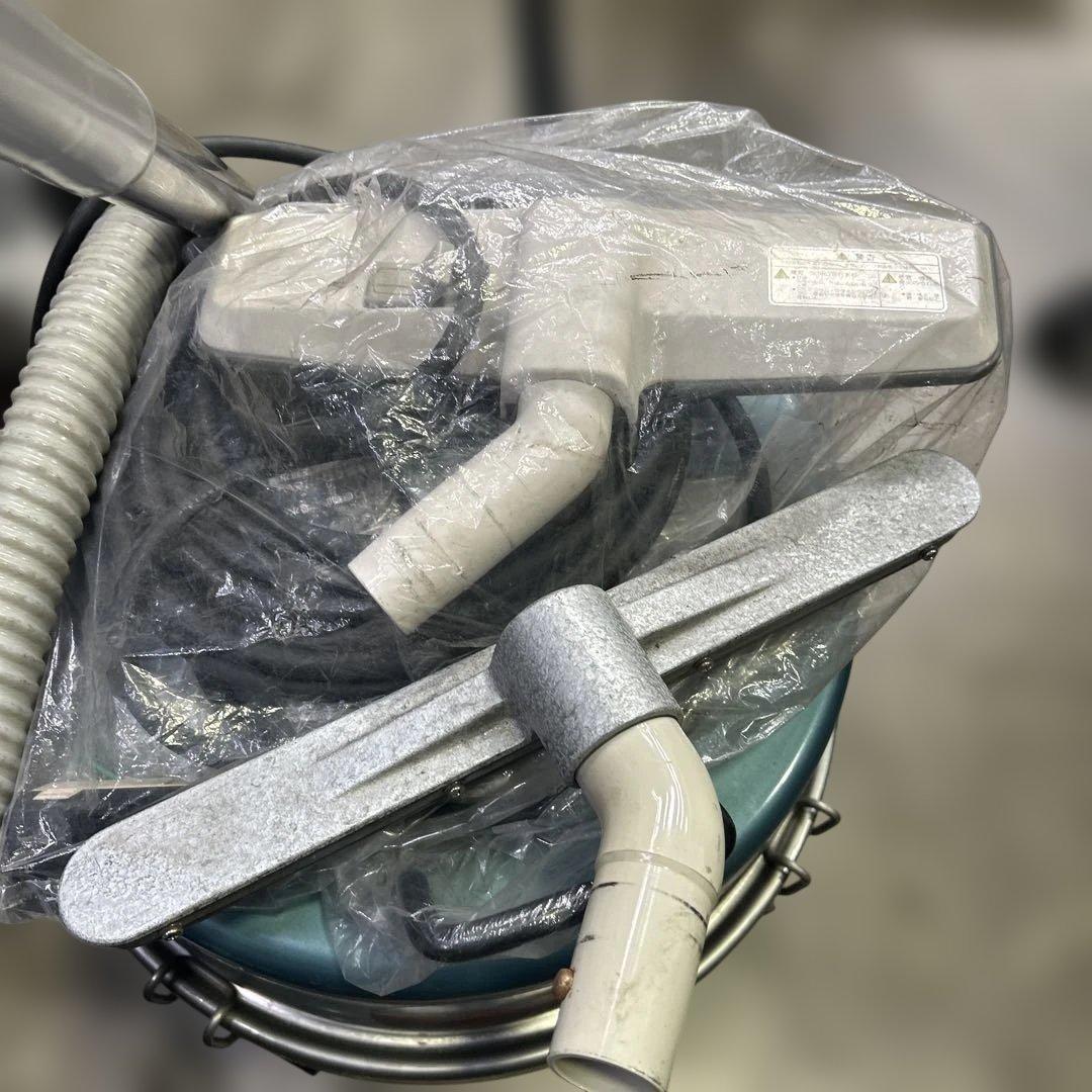 6300 日立 吸水型掃除機　CV-98WH2 紙パックレス コード式 乾湿両用