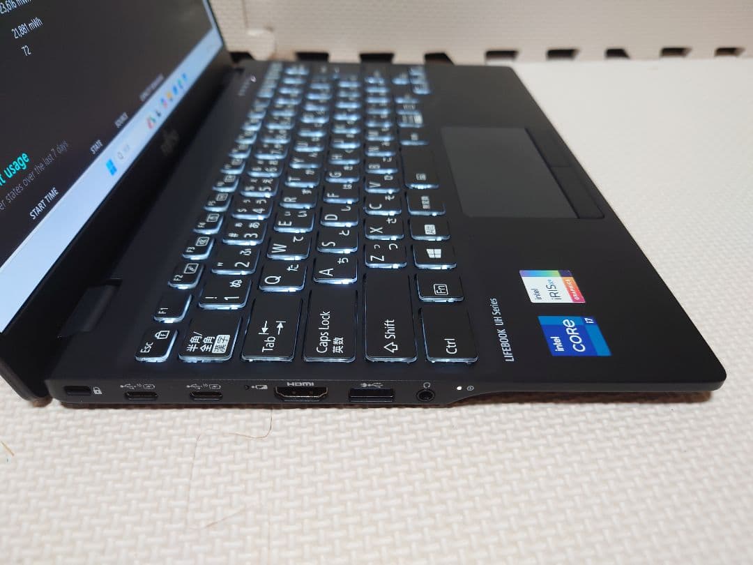 富士通Lifebook/i7-1165G7/16G/750g超軽量ノートパソコン