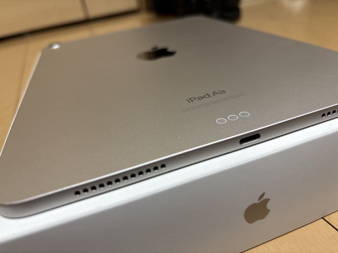 美品 iPad Air M2・11インチ 128GB WiFi スターライト