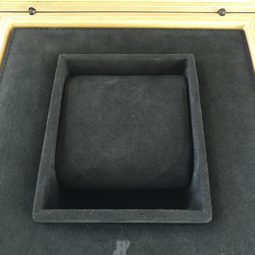 ⭐️正規品HUBLOT ウブロ 純正ボックス 箱 外箱・内箱セット