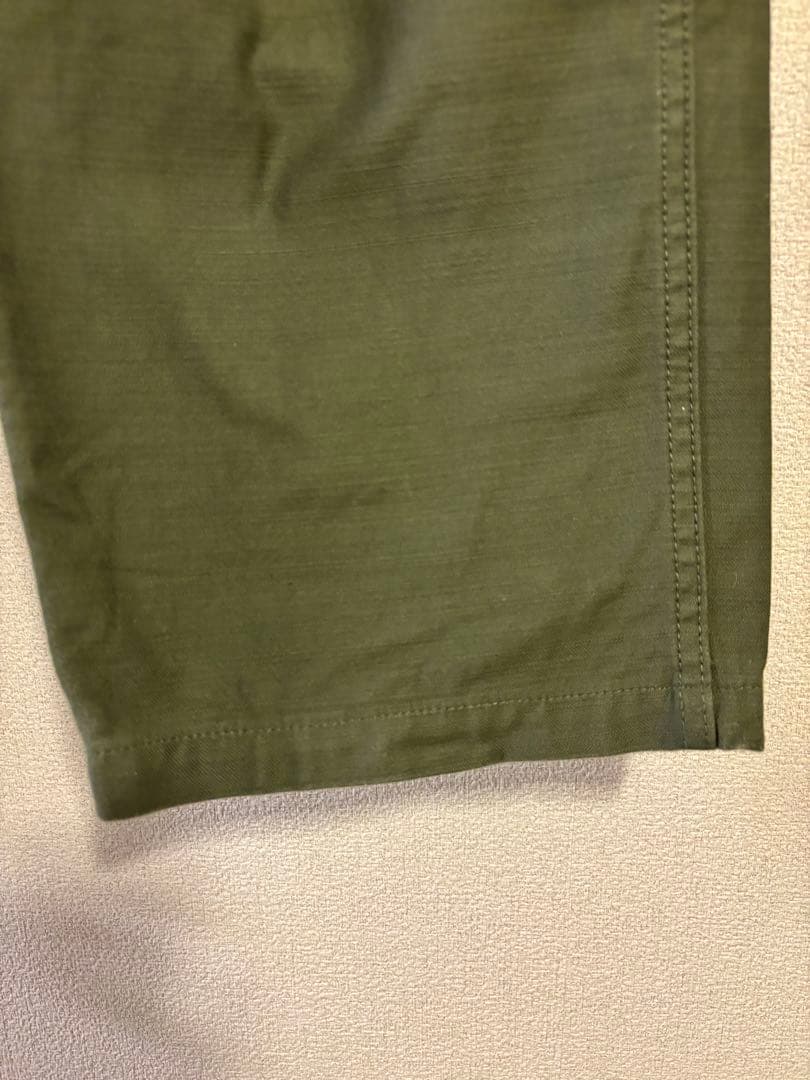 CIOTA シオタ スビンコットンムラ糸バックサテンベイカーパンツ オリーブ