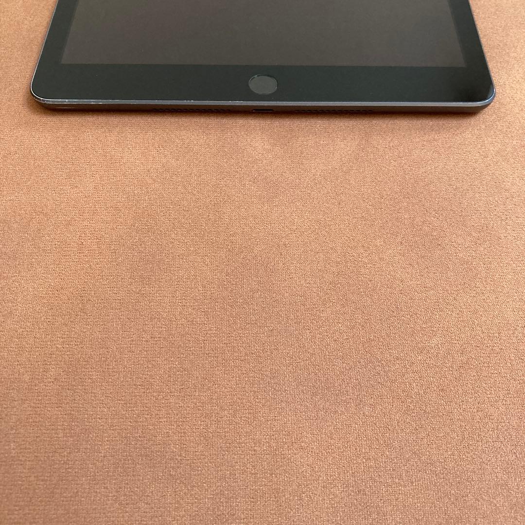3495【早い者勝ち】iPad7 第7世代 32GB WIFIモデル☆