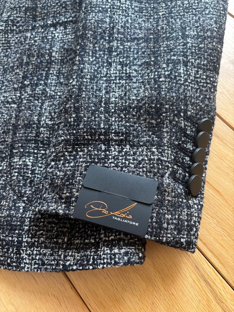 未使用　TAGLIATOR タリアトーレ ウールジャケット48 グレー系チェック