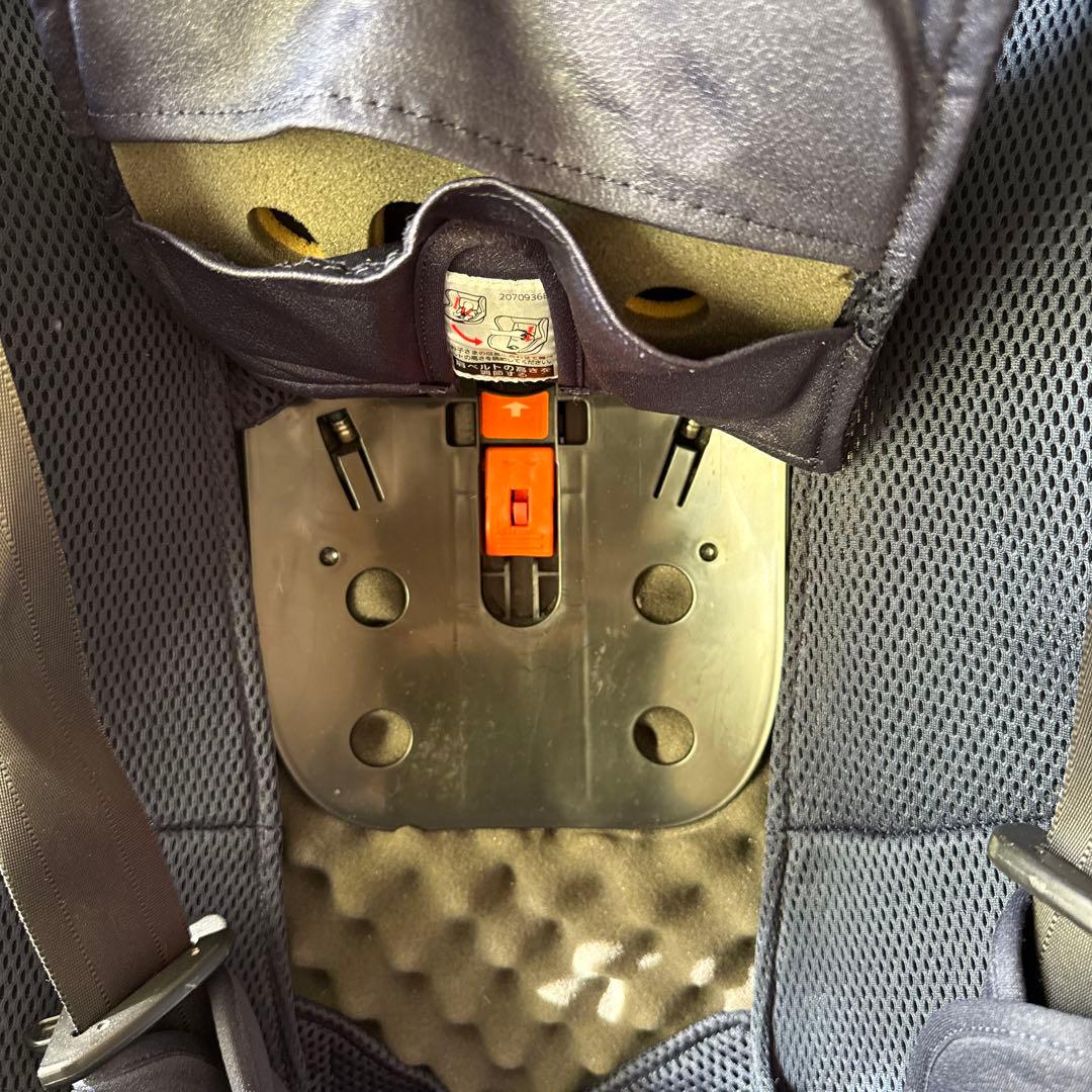 値下　エールベベ　クルット5i グランス　グランスネイビー　ISOFIX