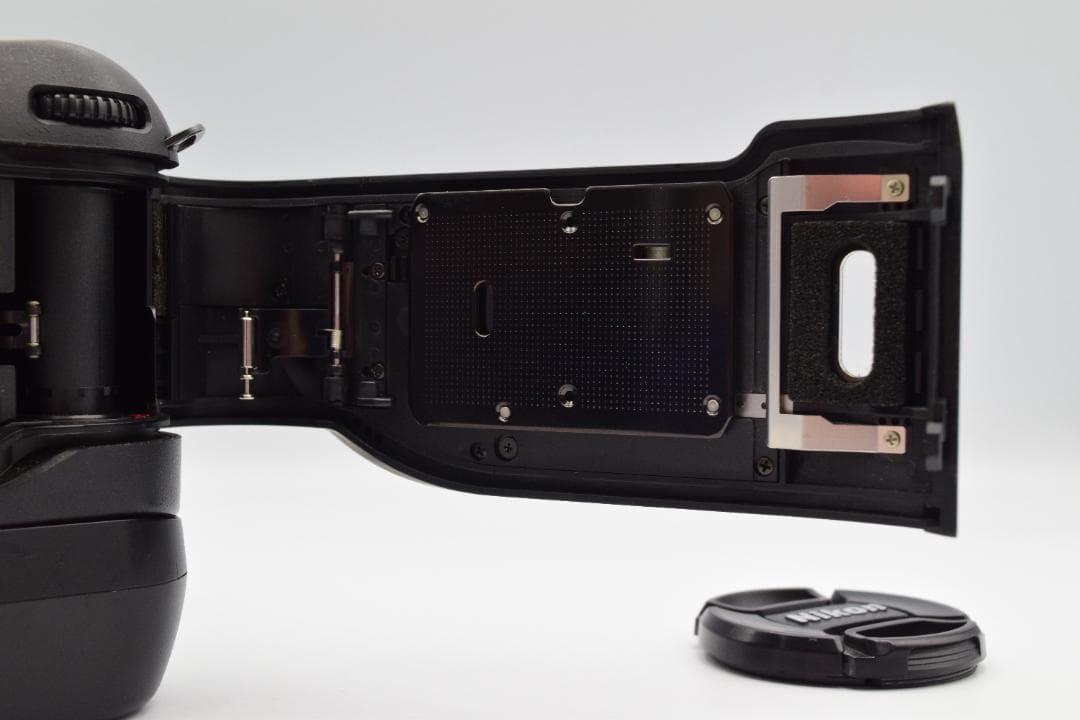 フィルムカメラ Nikon F80S AF NIKKOR 35-70mm