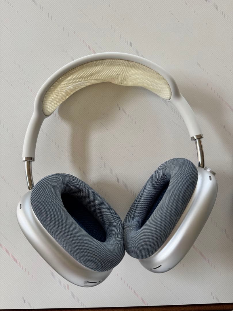 AirPods Max シルバー（Lightning）