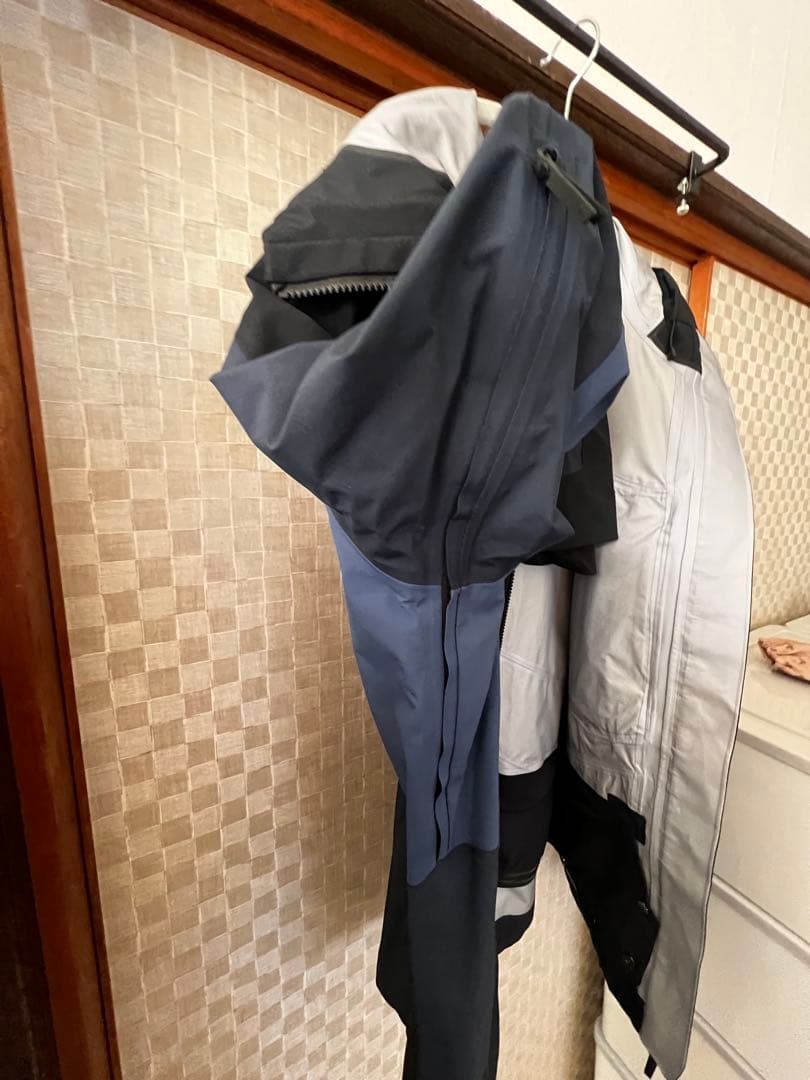 ピークパフォーマンス メンズMスキーウェア