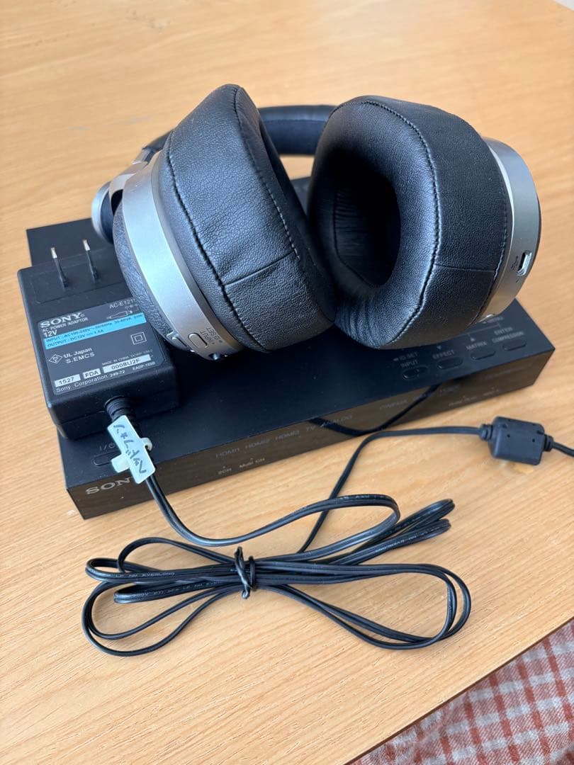 SONY ワイヤレスヘッドホン MDT-HW700