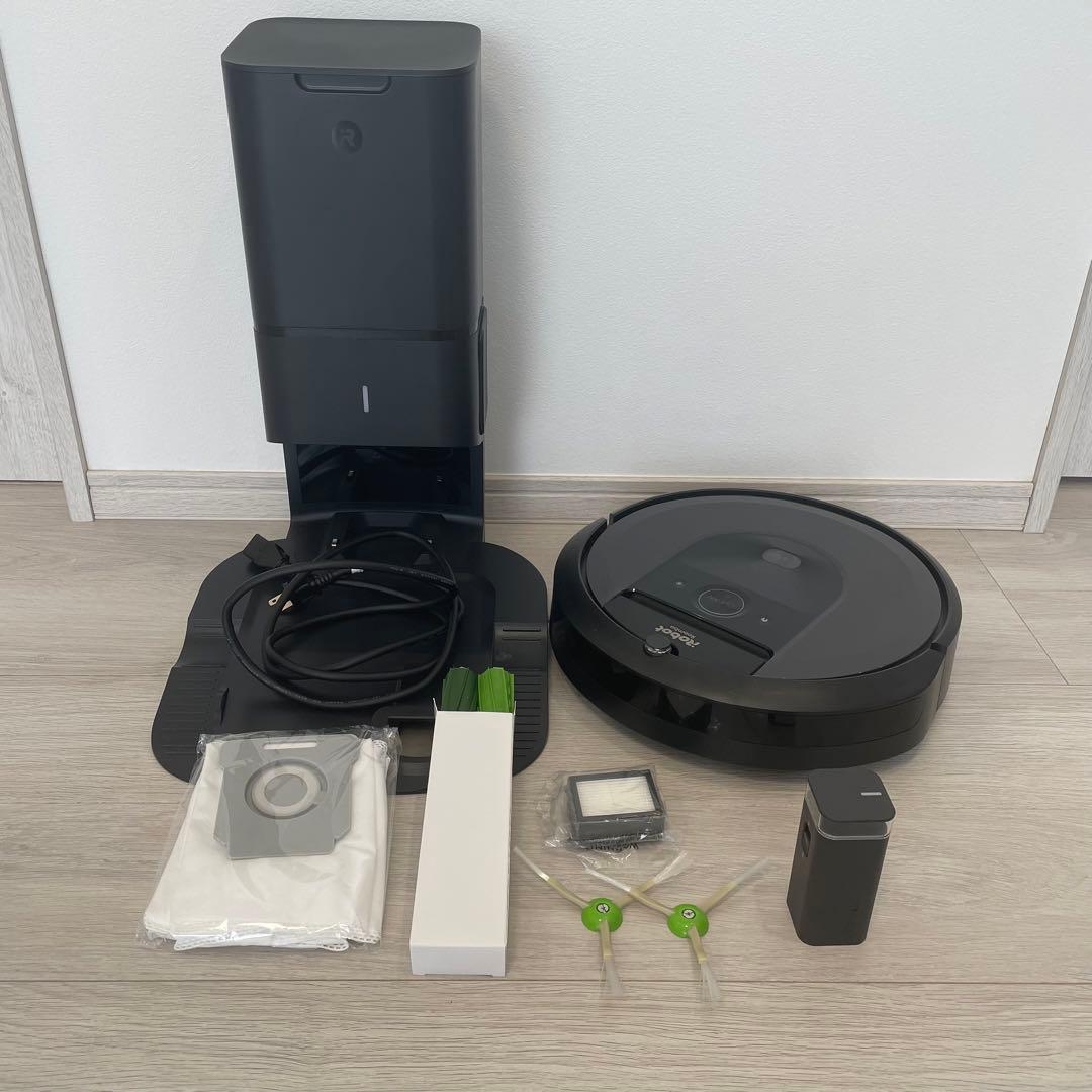 iRobot Roomba i7＋ロボット掃除機 本体　中古品