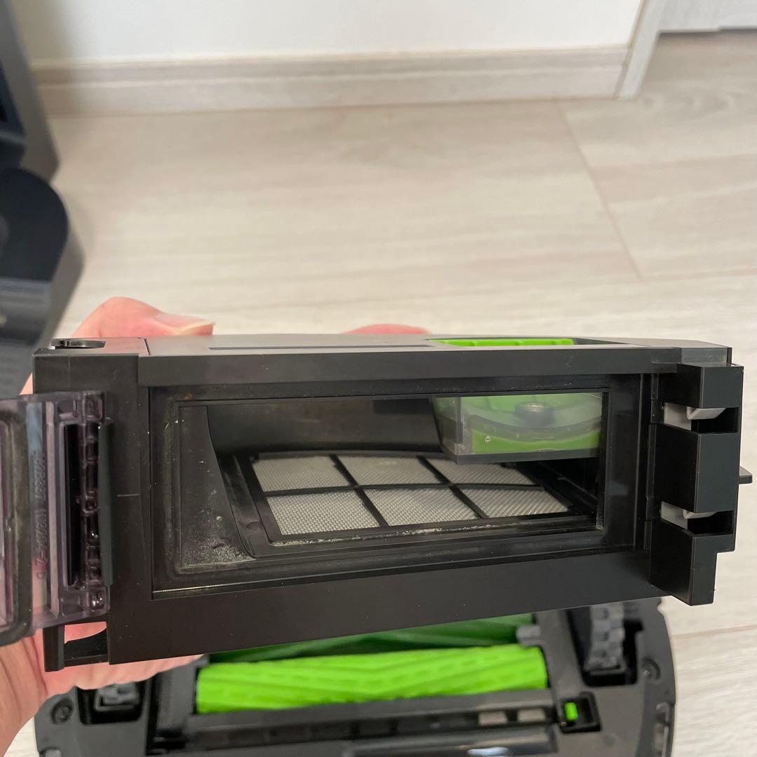 iRobot Roomba i7＋ロボット掃除機 本体　中古品