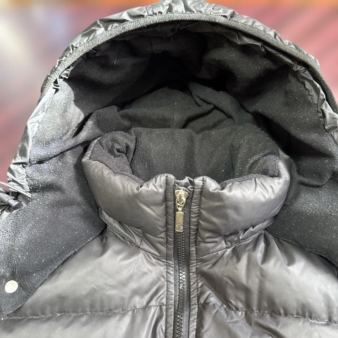 MONCLER　　メンズダウンコート　ジャケット