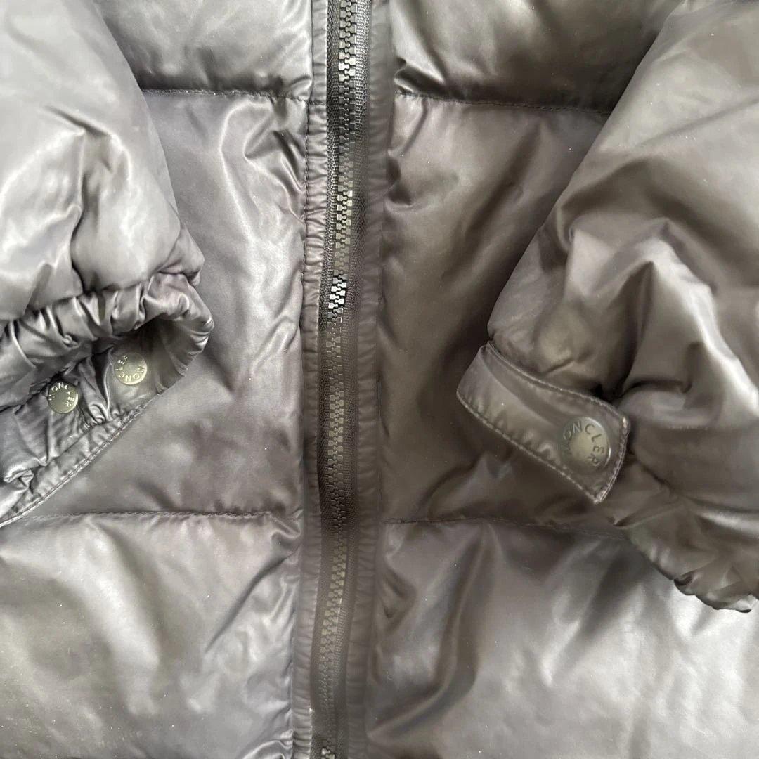 MONCLER　　メンズダウンコート　ジャケット
