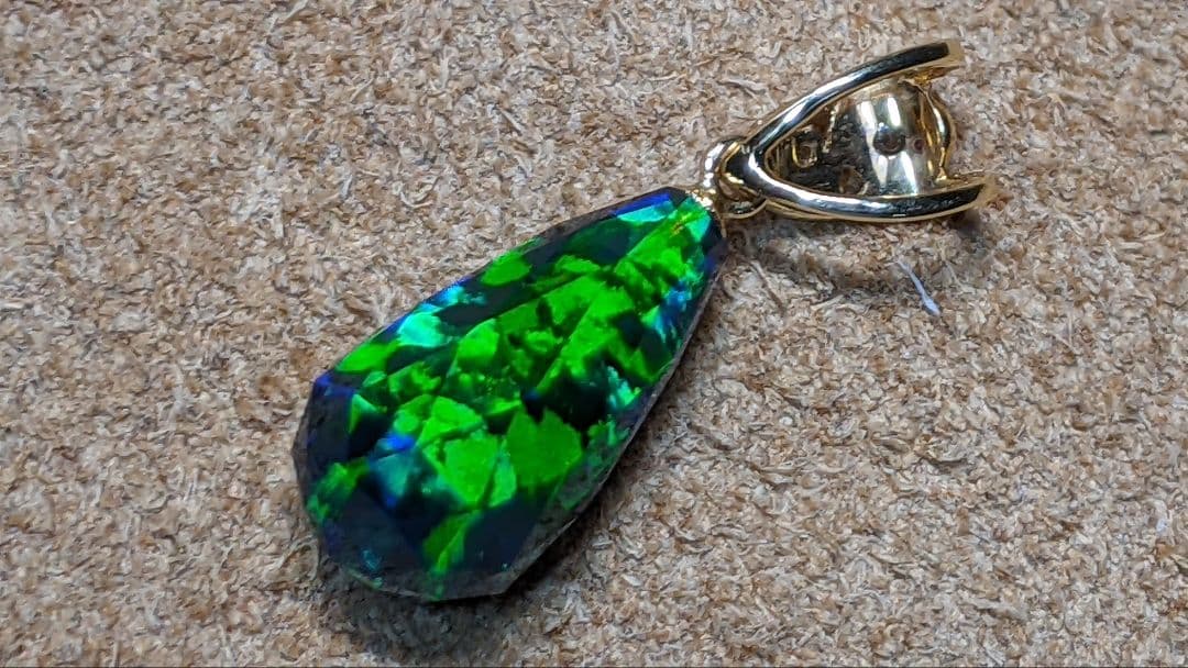 K18 ブリオレットBlack Opal トップ