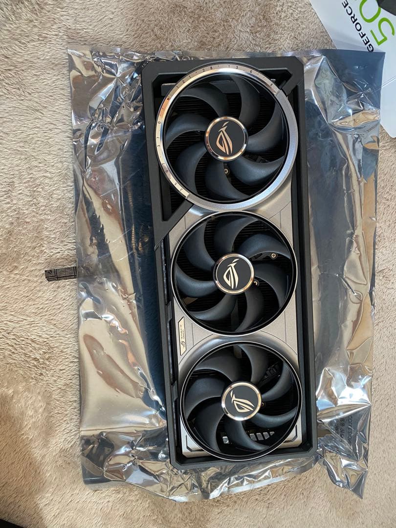 グラフィックボード・グラボ・ビデオカード ROG ASTRAL GeForce RTX 5080 16GB