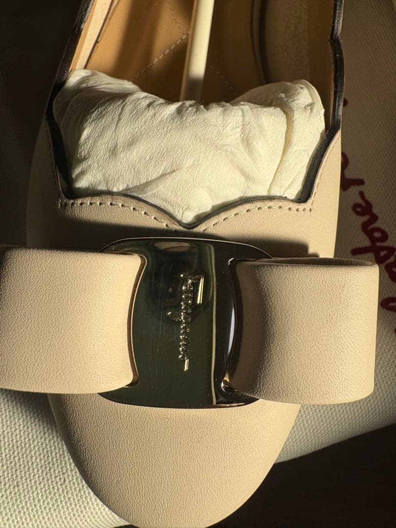 最終価格！フェラガモ　ヴァラ　バレエシューズ