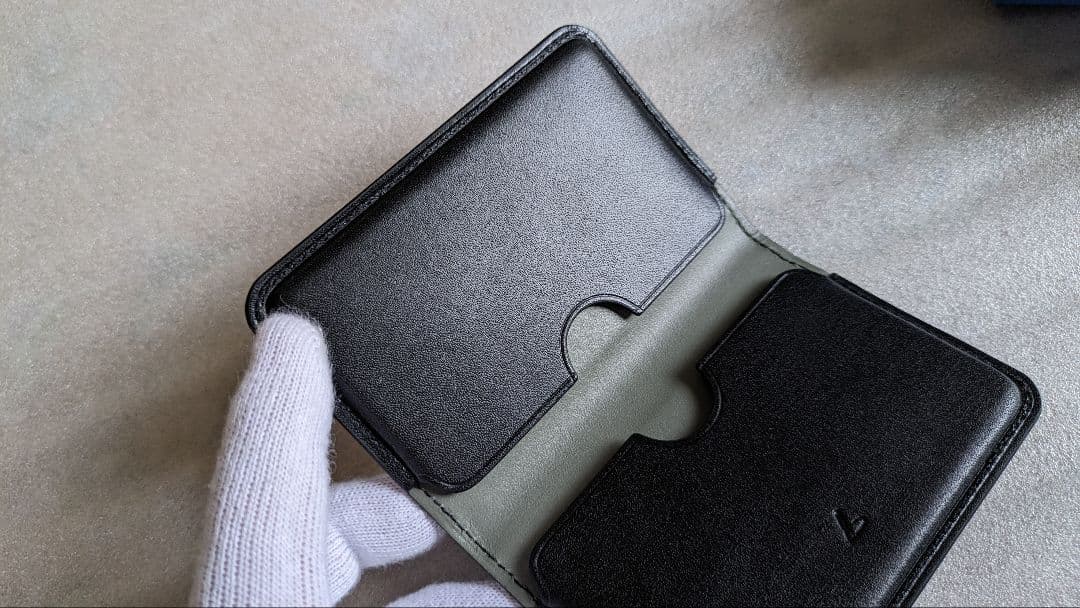 土屋鞄　カードケース　ブラックヌメ