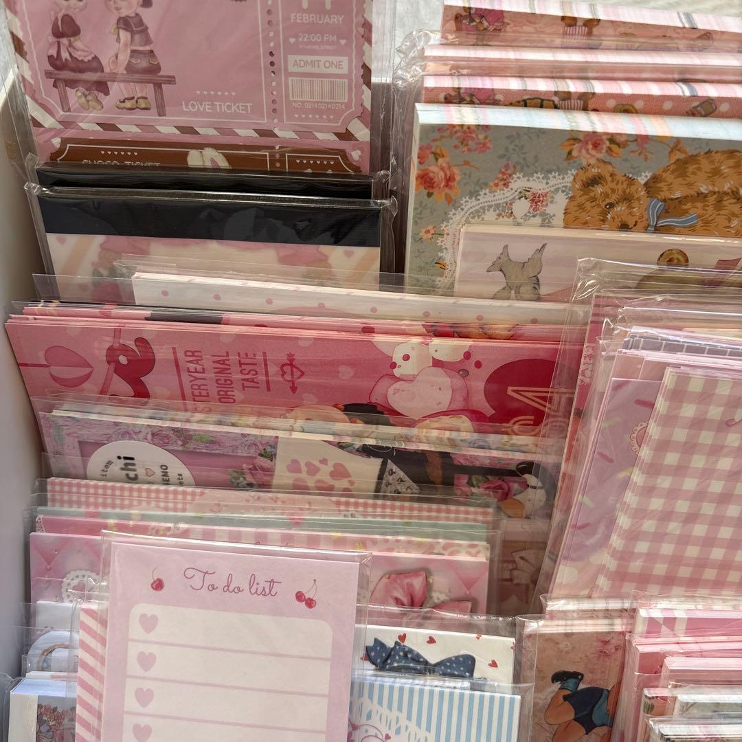 ⭐️最安値 コラージュ素材 メモ帳 まとめ売り 紙モノ 大量 おすそ分けファイル